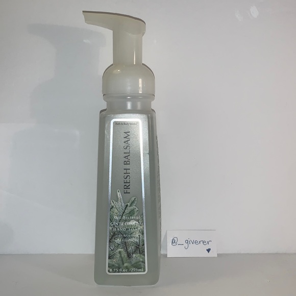 Fresh Balsam Gentle Foaming Anti-Bacterial Hand Soap - Picture 1 of 5